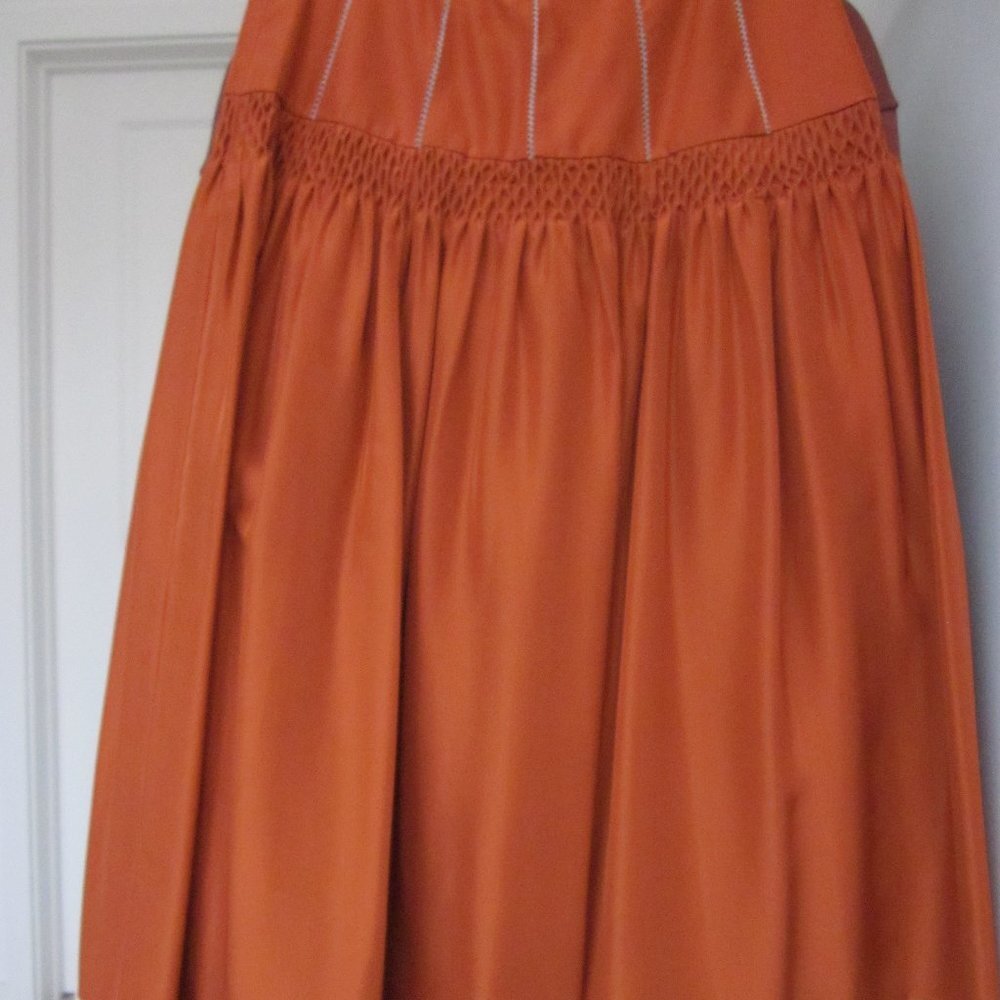 Women Elegant Lace-Accented 100% Silk Swirl Maxi Skirt with lace trim in size 4 - Picture 11 of 15